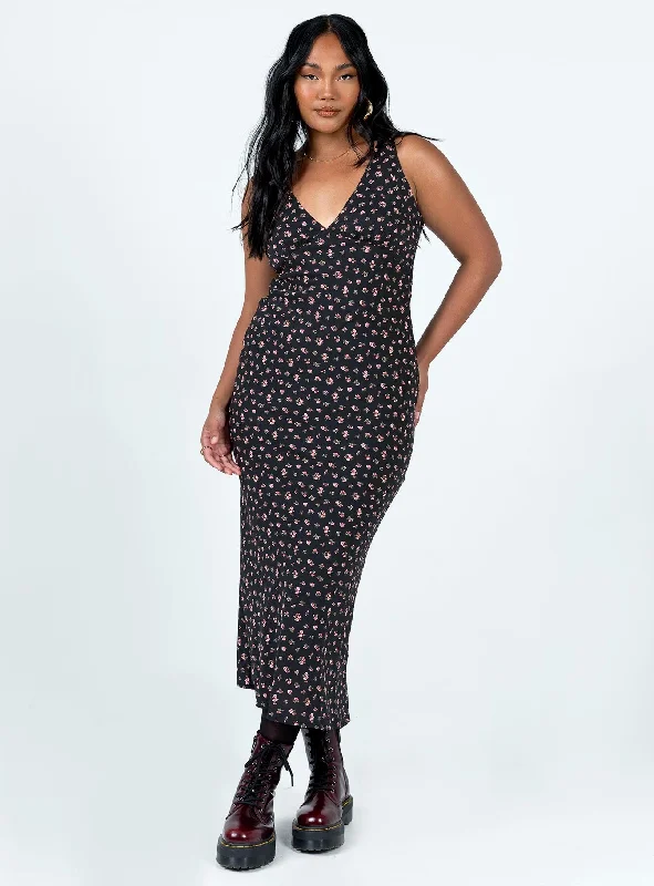 Sariah Maxi Dress Black Petite