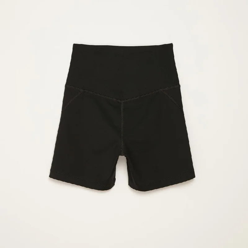 High Rise Run Short (Black)